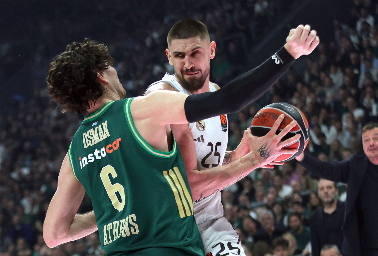 Jugadores Madrid y Panathinaikos